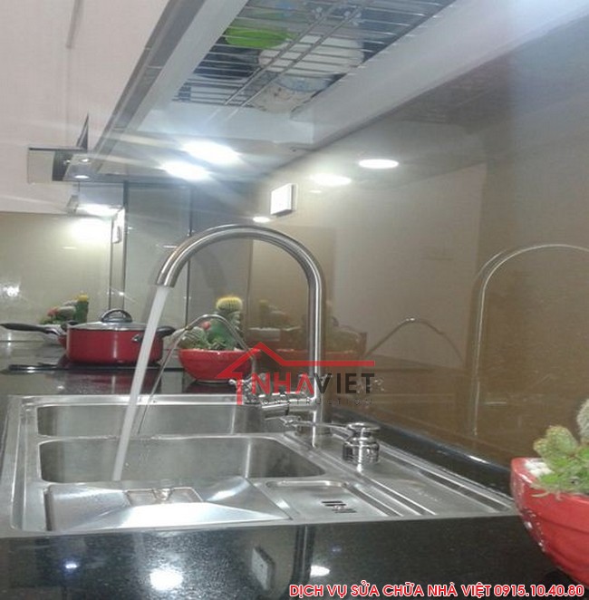 thiet-ke-thi-cong-tu-bep-nha-dien-vien-ngoc-ha-06