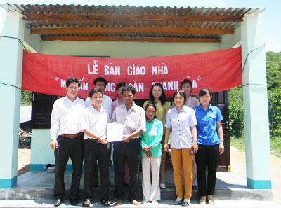 mai-am-cong-doan-khanh-hoa-am-ap-ngoi-nha-cong-doan-02