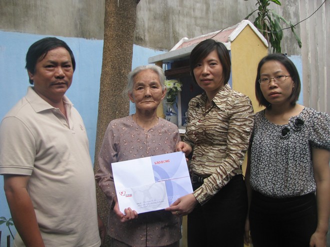 tung-nep-nha-liet-si-duoc-cham-soc